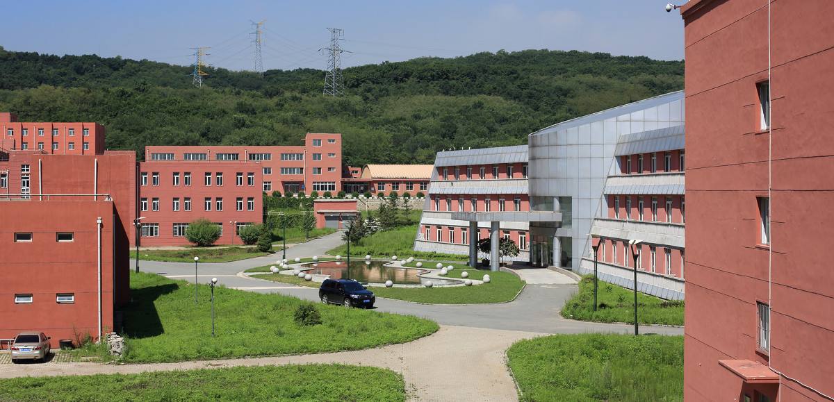 学校实验楼